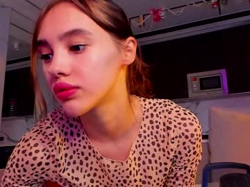 cam girl porn angella_kleee image #2791528