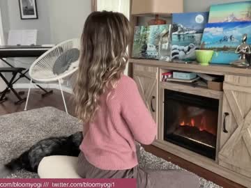 cam girl porn bloomyogi image #1250773