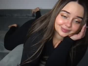 cam girl porn innocentxdoll19 image #3905967