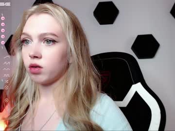 cam girl porn small_blondee image #4068593