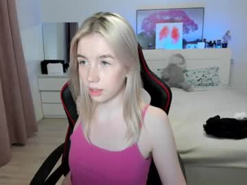 cam girl porn _emiliaaa image #4297734