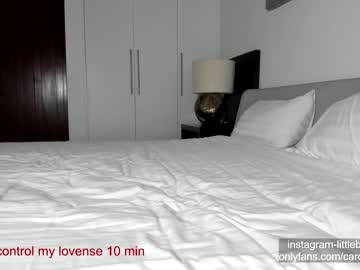 cam girl porn carolinaherera image #1680664