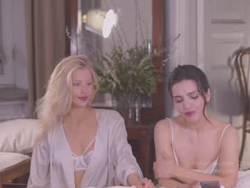 cam girl porn _2strangers image #4822173
