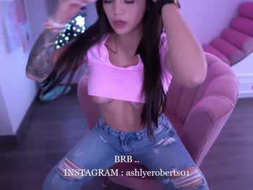 cam girl porn ashlyeroberts1 image #1524786