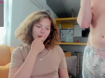 cam couple porn lyaksi image #3831604