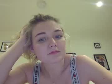 cam girl porn redroseldn image #3764547