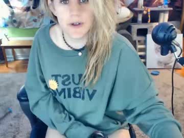 cam tranny porn katiecutie_5 image #5197
