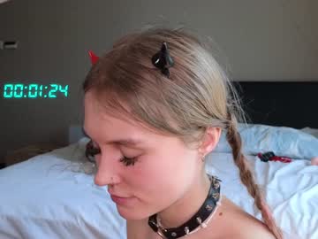 cam couple porn ellie_mcqueen image #6691879