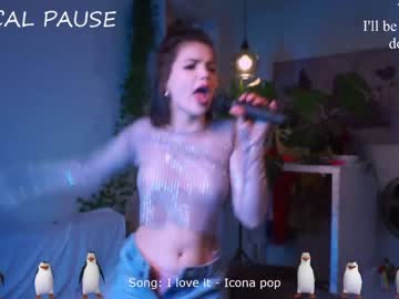 cam couple porn emiliacourtney image #6956183