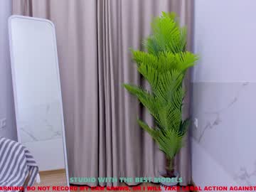 cam girl porn shy_july image #1422623