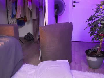 cam couple porn emiliacourtney image #6775395