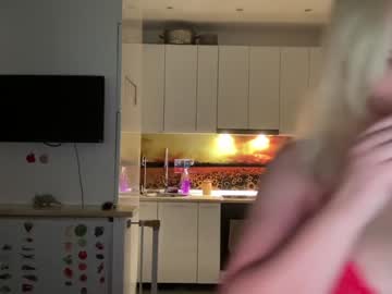cam girl porn kiradivine image #3748714