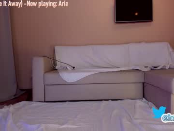 cam girl porn hollyextra image #2647664