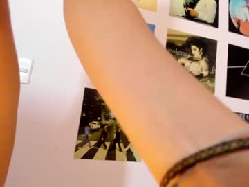 cam girl porn little_effy18 image #4070415