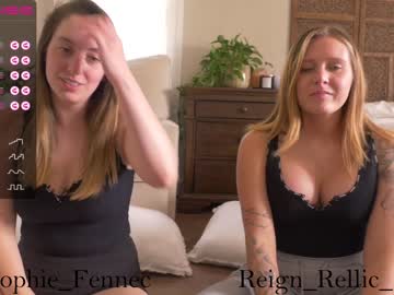 cam girl porn sophie_fennec image #4600035