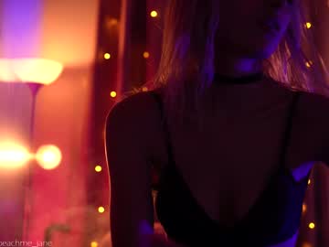 cam girl porn peach_me image #924044