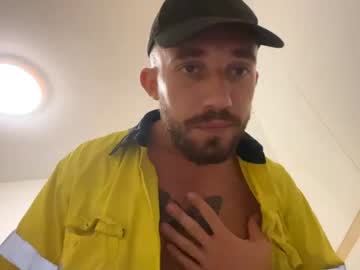 cam man porn straighttradie34 image #4160548