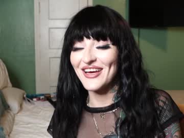 cam girl porn oftenelle image #1915350