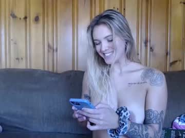 cam girl porn toriirose image #295911
