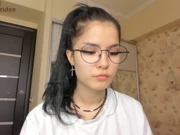 cam girl porn akino_17 image #1222359