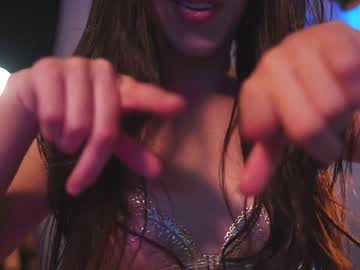 cam girl porn lucie_beltran image #6080958