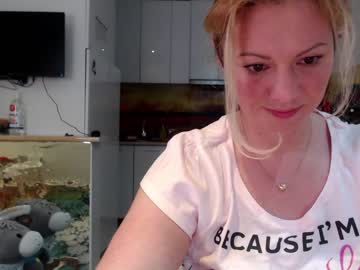 cam girl porn kiradivine image #2013710
