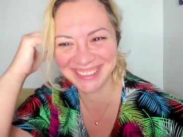 cam girl porn kiradivine image #3083298