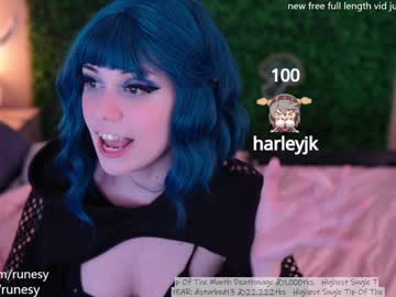 cam girl porn runesy image #3665707
