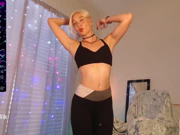 cam girl porn petitebrat image #4987238