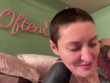 cam girl porn oftenelle image #2977847