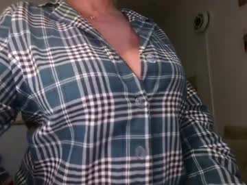 cam girl porn kiradivine image #3498541