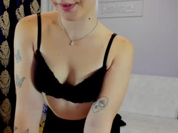 Cam for shy_layla