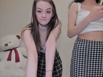 cam couple porn flowery__girls image #4464727