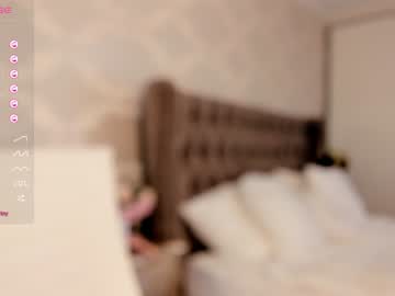 cam girl porn oliangeel image #5272215