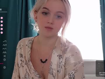 cam girl porn small_blondee image #5235432