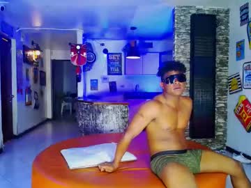 cam man porn extrangers image #7036267