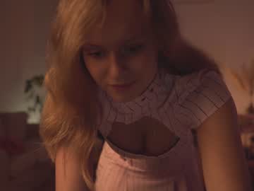 cam girl porn chillwithkira image #548794