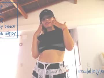cam girl porn kendalltyler image #253439