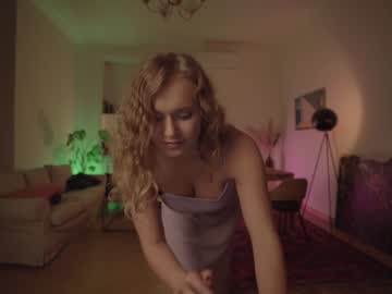 cam girl porn chillwithkira image #620369