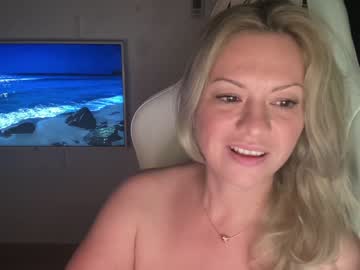 cam girl porn kiradivine image #2610113
