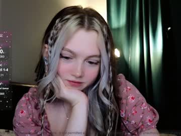 cam girl porn small_blondee image #6274427