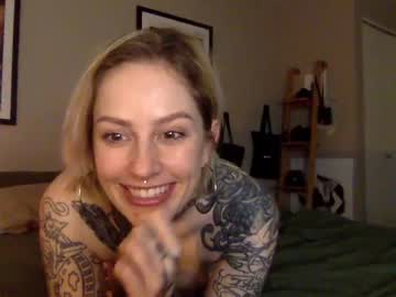 cam couple porn mickinmolly image #982926