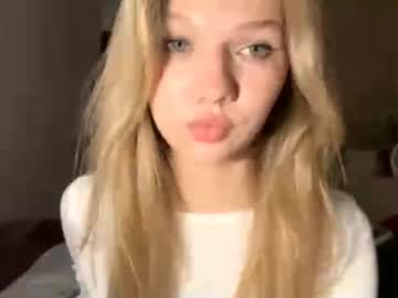 cam girl porn sultry_dreamer_4ever image #7072346