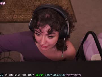 cam girl porn evelynpiers image #4194343