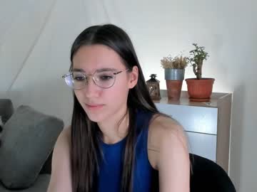 cam girl porn maidabunton image #6436571