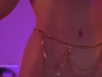 cam girl porn milanabaileys image #5943695