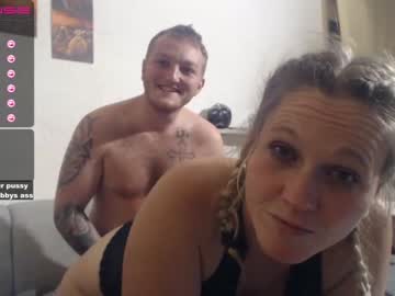 cam couple porn hotwife_1982 image #448215