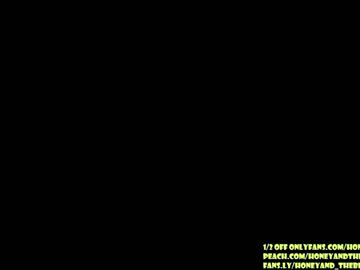 cam couple porn honeyand_thebear image #464444