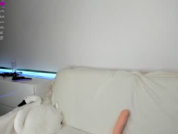 cam girl porn arinamir image #5593435