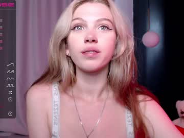 cam girl porn small_blondee image #2493258